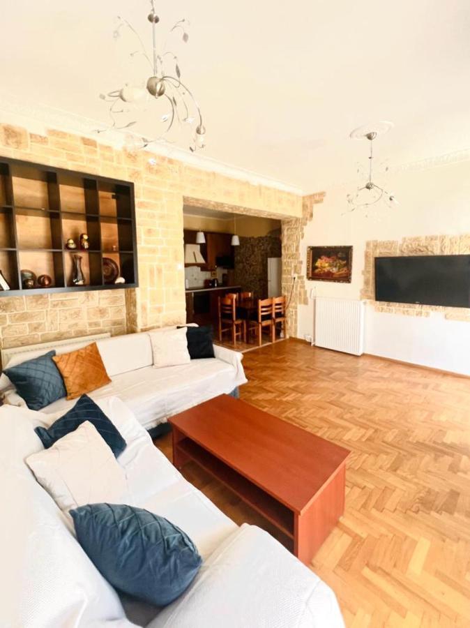 Neoclassical 2Bed In Kallimarmaro Atenas Exterior foto